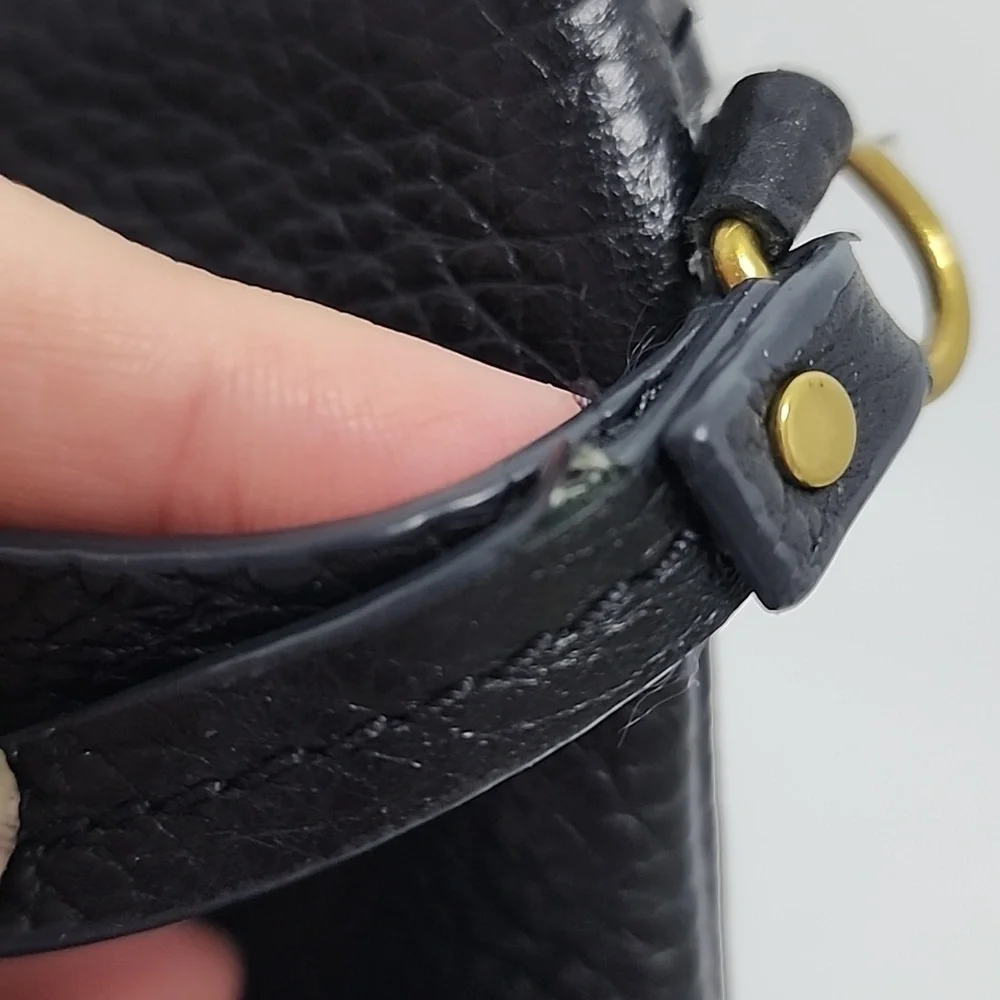Fossil Black Pebbled Leather Clutch‎ with Gold Accents